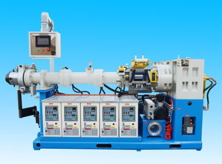 購入 EPDMブチルゴムシールストリップ生産ラインは,異なるサイズを生産 online manufacture