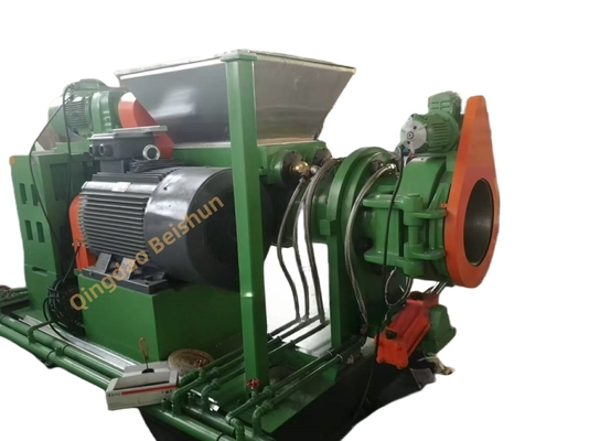 購入 2000kg/時間出力 ツインスクリューフィード 冷却システムと模具温度コントローラを持つゴムストレナー 2つのロールフォースフィッダー online manufacture