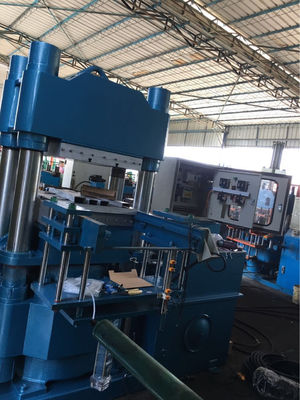 よい価格 1200mm×600mmホットプレート半自動ゴム vulkanisingプレス機はゴム製品の生産に使用されます オンライン