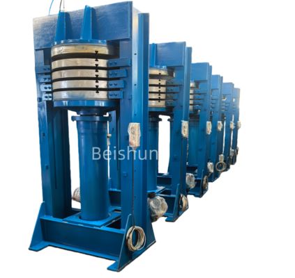 品質 半自動電気加熱油圧4層オートバイタイヤ加硫プレス、380V/50Hz電源および220V/380V/カスタマイズ電圧 工場