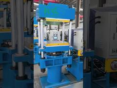 自動車部品用ゴム板加硫機